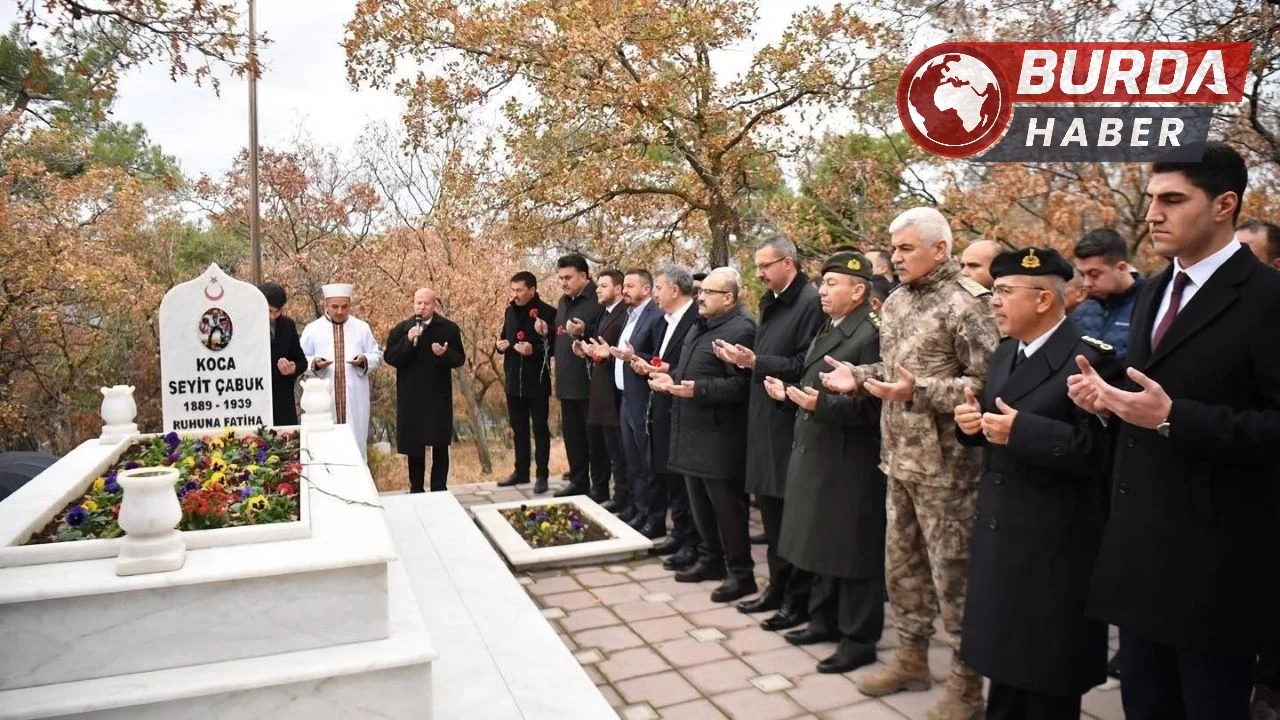 Çanakkale Savaşı'nın Kahramanı Seyit Onbaşı, Mezarı Başında Anıldı!