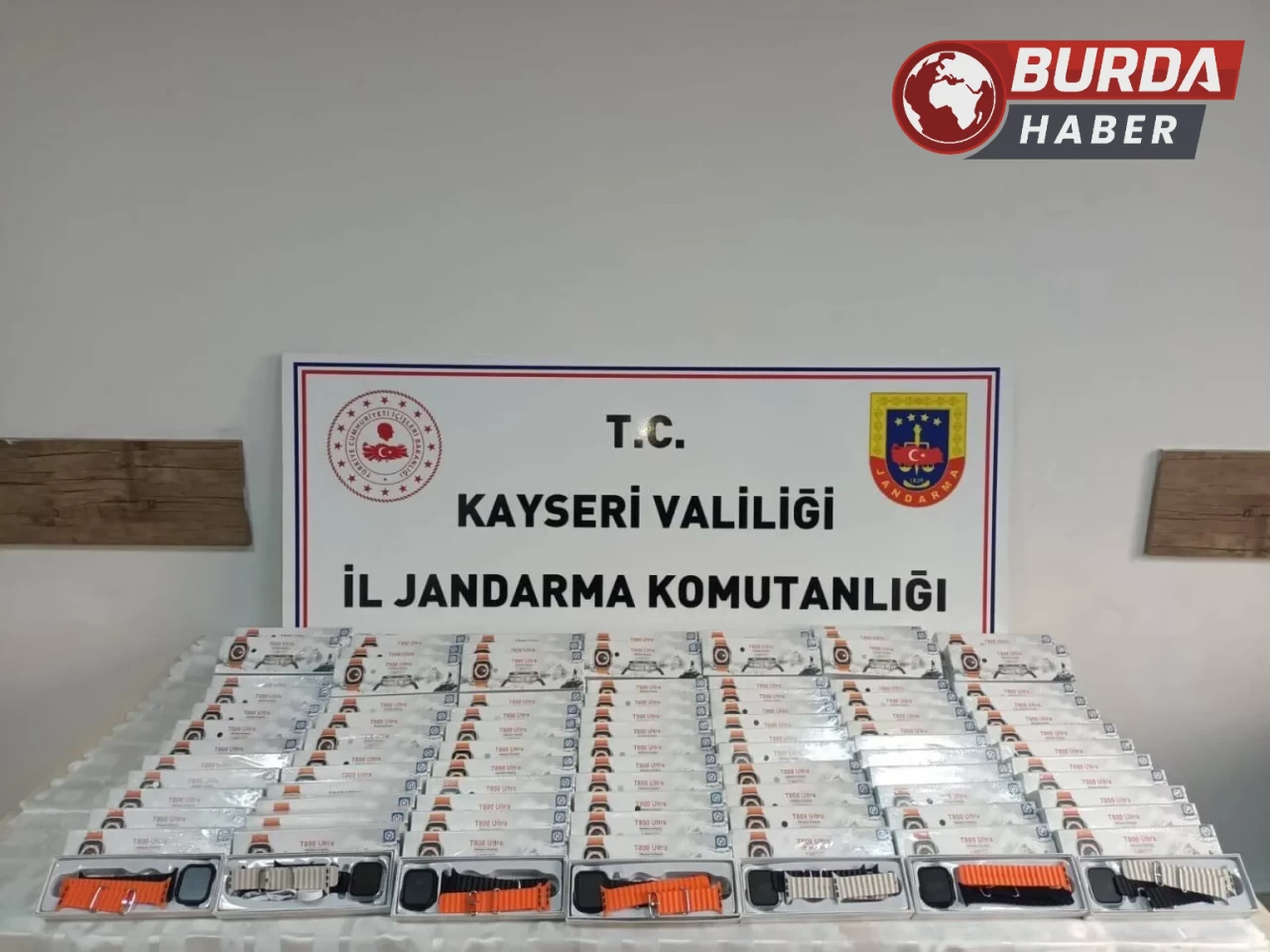 Kayseri'deki Operasyonda 121 Adet Sahte Akıllı Saat Yakalandı!