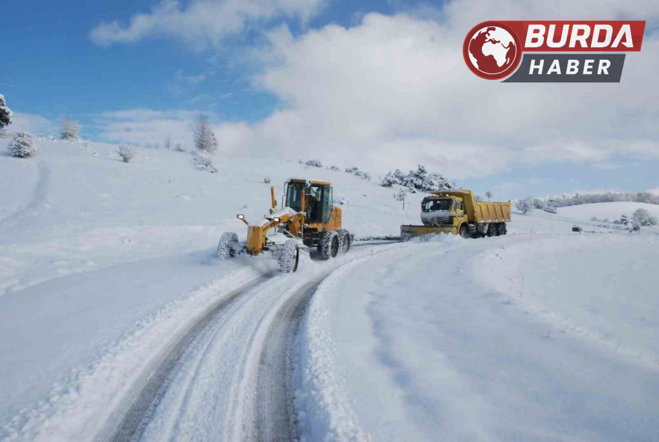 Tokat’ta kar yağışı nedeniyle 108 köy yolu ulaşıma kapandı.