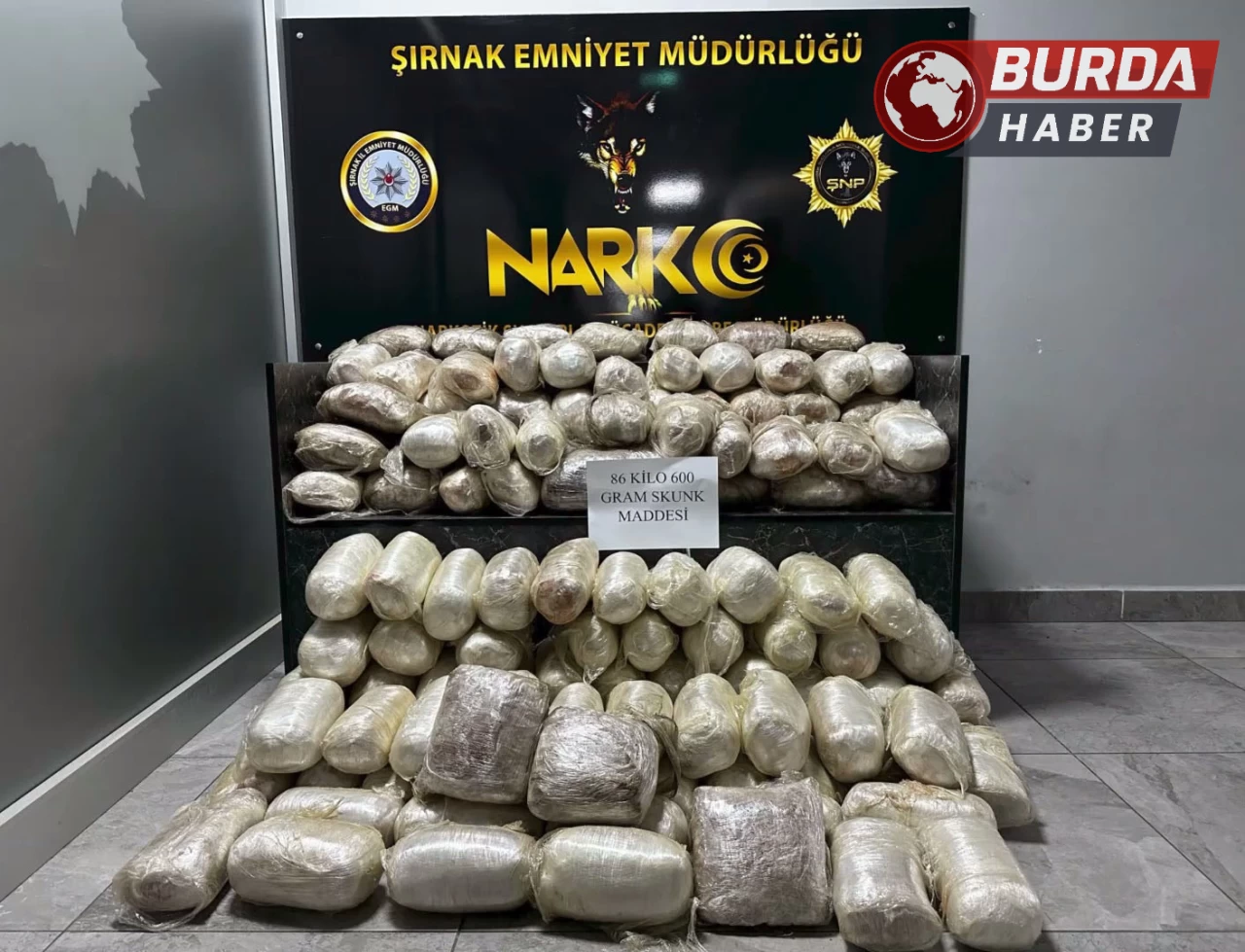 Şırnak’ta 86 kilo skunkla yakalanan 3 avukat tutuklandı.