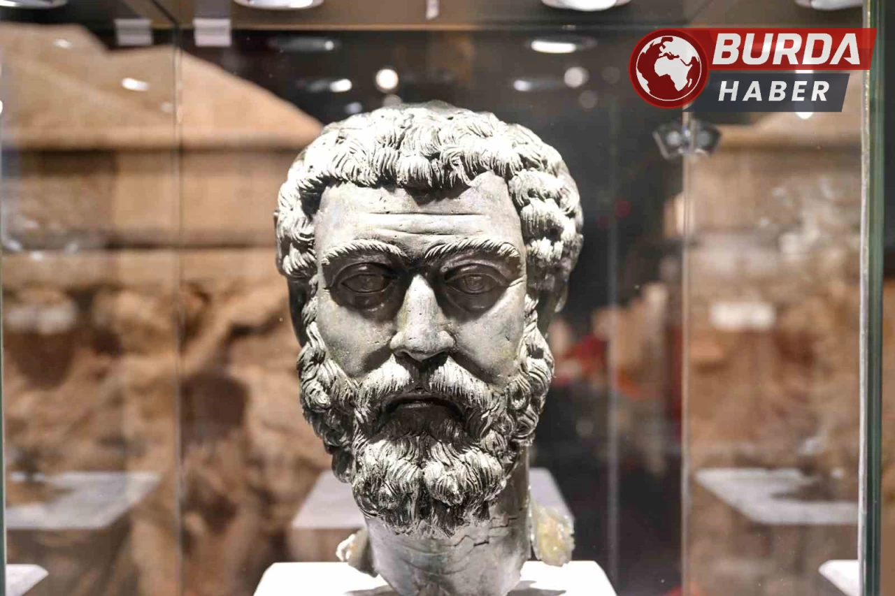 Septimius Severus’un heykel başı ve pişmiş toprak levhalar yuvada!