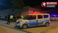 Karaman’da kaza yerinde inceleme yapan polis ölümden döndü.