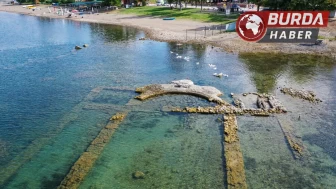 İznik Gölü'nde Binlerce Yıllık Tarihi Bazilika Kuraklıkla Açığa Çıktı.