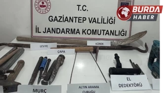 Kaçak kazı yapanlara suçüstü: 3 kişi gözaltına alındı.