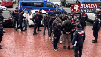 Kalkan-33 Operasyonunda 115 Göçmen Kaçakçılık Organizatörü Yakalandı.