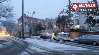 Balkanlar'dan gelen taze kar yağışı İstanbul'a doğru ilerliyor.