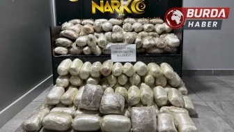 Şırnak’ta 86 kilo skunkla yakalanan 3 avukat tutuklandı.