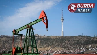 Azerbaycan’ın başkenti Bakü’de bulunan petrol rafinerisinde yangın!