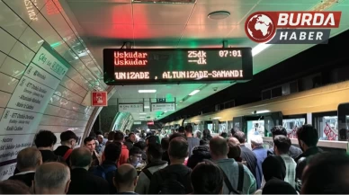 Üsküdar-Samandıra Metrosunda Yolcular Raylar Üzerinde Yürüdü!