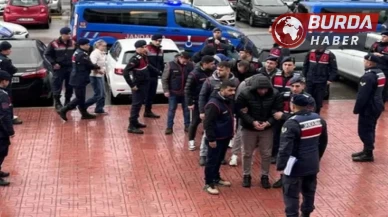 Kalkan-33 Operasyonunda 115 Göçmen Kaçakçılık Organizatörü Yakalandı.