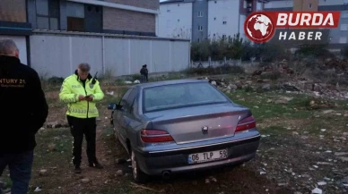 14 yaşındaki sürücü kaldırımda yürüyen aileye çarptı, yaralılar var.