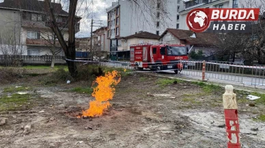 Kocaeli'nde metan gazından kaynaklı yangın 2 gündür devam ediyor.