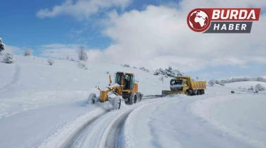 Tokat’ta kar yağışı nedeniyle 108 köy yolu ulaşıma kapandı.