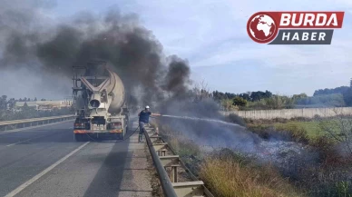 Araçtan atılan sigara yangın çıkardı,ilk müdahale beton mikserinden!