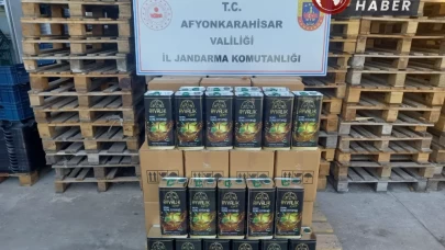 Jandarma ekipleri,operasyonda 680 litre sahte zeytin yağı ele geçirdi!