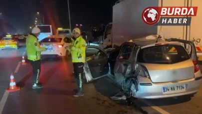 İzmir'de meydana gelen trafik kazasında 5 kişi yaralandı.