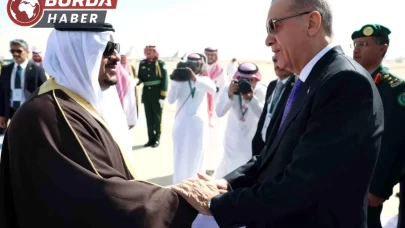 Cumhurbaşkanı Erdoğan, Suudi Arabistan ziyaretinde bulunuyor