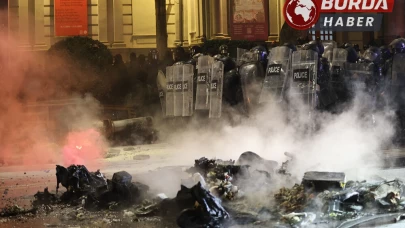 Gürcistan’da 113 polis yaralandı, 224 protestocu gözaltına alındı.