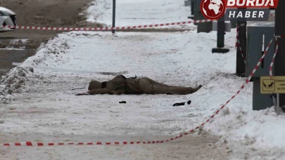 Moskova'da Bir Korgeneral ve yardımcısı suikaste kurban gittiler.