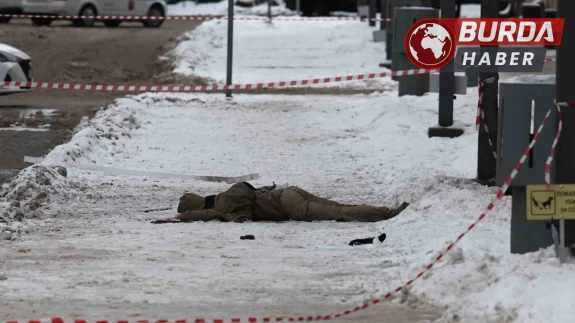 Moskova'da Bir Korgeneral ve yardımcısı suikaste kurban gittiler.