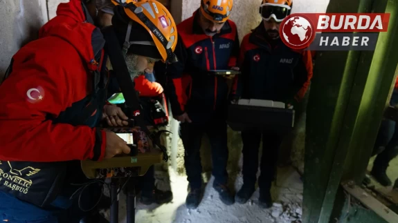 AFAD, Suriye'nin başkenti Şam'daki Sednaya Hapishanesi'ne ulaştı.