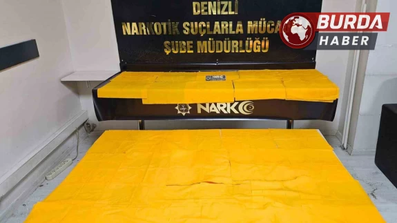 Denizli’de kamyonet içinde 22 milyonluk uyuşturucu ele geçirildi.