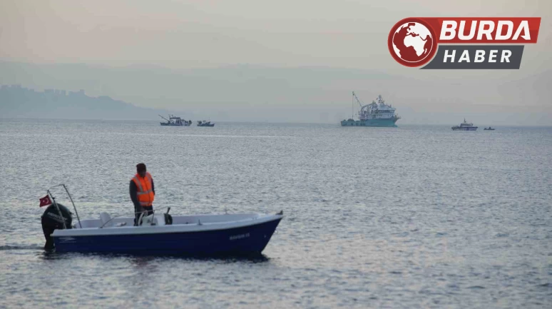 Kaybolan bir balıkçının cesedi bulundu, diğer şahıs hala aranıyor.