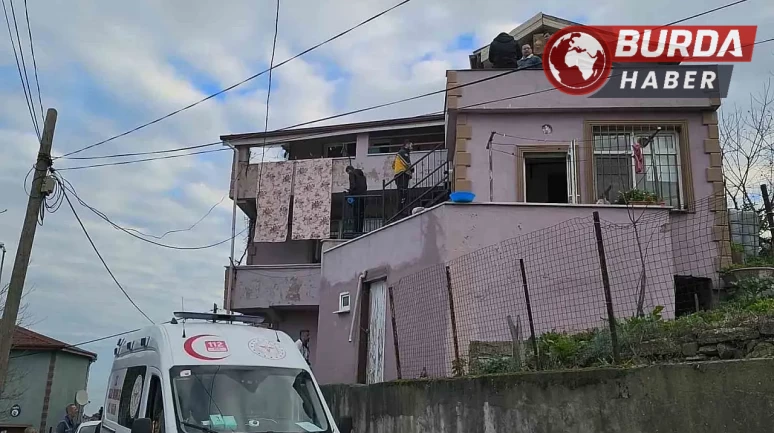 Zonguldak'ta 36 yaşındaki iki çocuk annesi kadın evinde ölü bulundu.