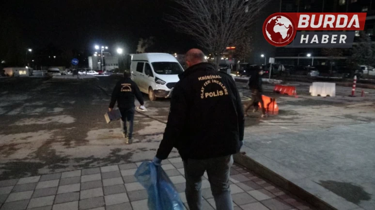 Pencereden girdiği evde husumetlisini bacağından vurup kaçtı.