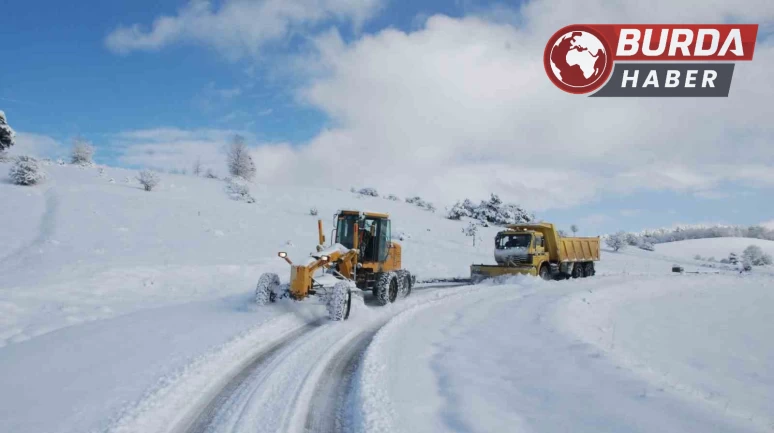 Tokat’ta kar yağışı nedeniyle 108 köy yolu ulaşıma kapandı.