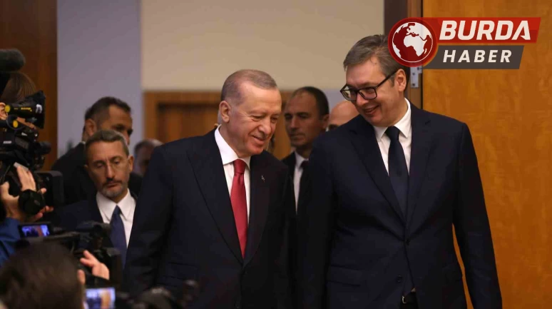 Vucic, berberini Cumhurbaşkanı Erdoğan’ın korumasına benzetti.